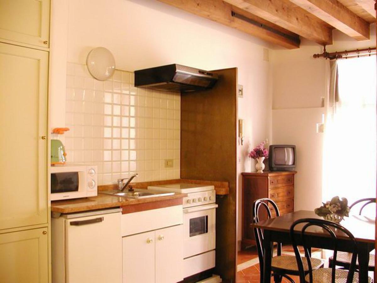 Delicious Apartament Near St. Mark Square Venice Bilik gambar
